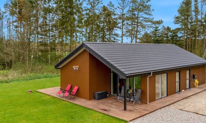 Hals House | "Herwarth" - 2.3km from the sea by Interhome