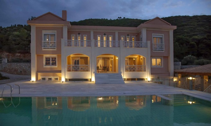 Agii Apostoli Villa | HESTIA : Your dream vacation home next to Athens and the island of Euboea