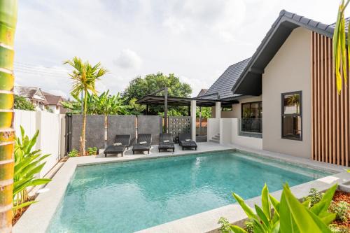 Ban Waen Villa | Hey Lanna - Chic 3-Bedroom Oasis with Pool!