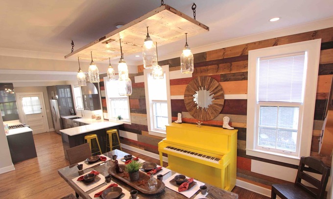 East Hill House | HI-END HONKY TONK * MUSIC-THEMED FUNHOUSE * HIP EAST NASHVILLE