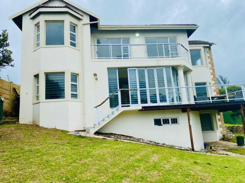 Hibberdene Apartment | Hibberdene Beach Guest Lodge