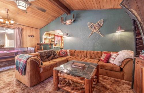 Woodlands House | Hibernation station Outdoor Area & Pet Friendly!