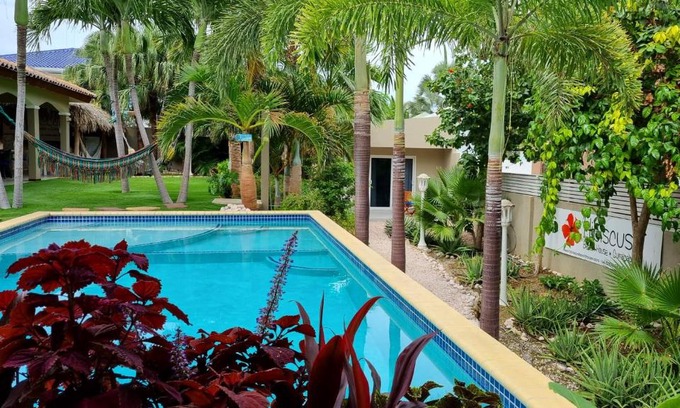 Jan Thiel House | Hibiscus Beach House
