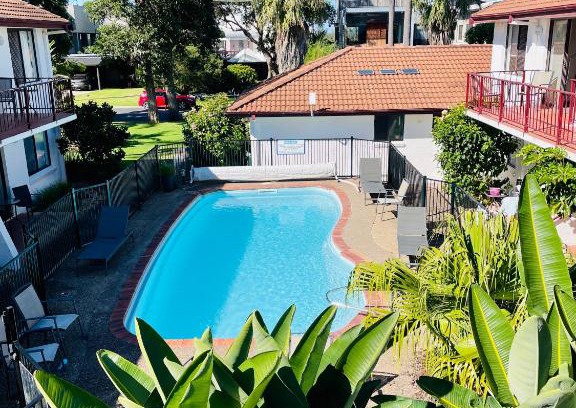 Merimbula House | Hibiscus Cottage Merimbula