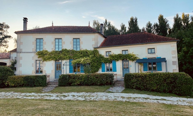 Cherves-Richemont House | Hibou - charming 2 bedroom gite with pool