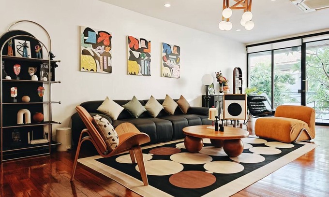 Khlong Tan Nuea House | Hidden 4-bedroom townhome with AC/WiFi in Ekkamai