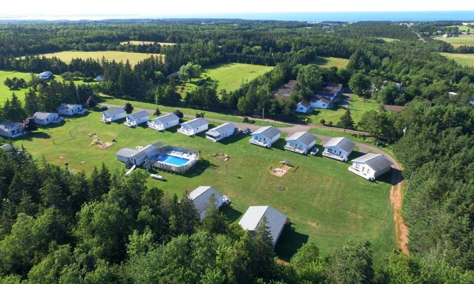 Cavendish Cabin | Hidden Acres Cottages