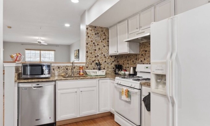 Wheaton House | Hidden Gem 2BD/2BA in Great Location!