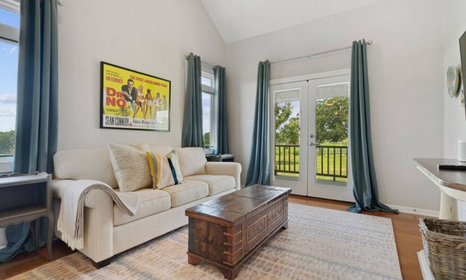 New Ulm House | Hidden Gem: Countryside Retreat w/Pool