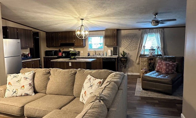 Phenix City House | Hidden Gem county setting with huge front yard