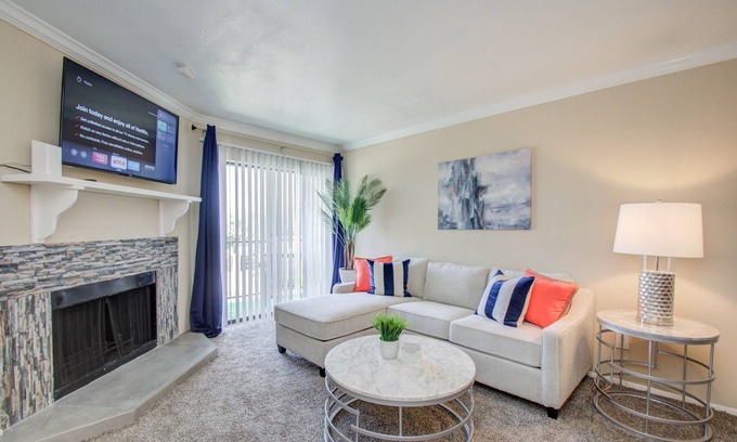 Astrodome Apartment | *Hidden Gem* cozy 1 bd/1bath NRG/TMC/DT/Zoo/Museums