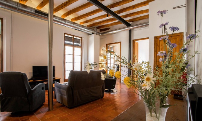 Barbera de la Conca House | Hidden gem with spectacular rooftop chillout area