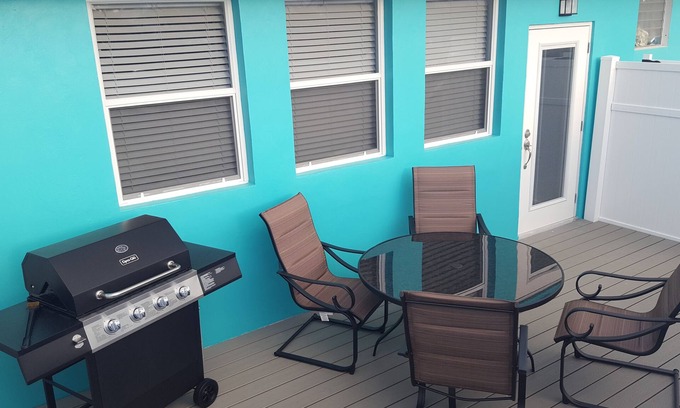 Spanish Wells Apartment | HIDDEN GEM. Free Golf Car kayak boarding 2 Min.walk to SPANISH WELLS beach