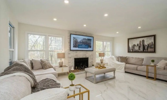 Aberdeen House | Hidden Gem in Matawan NJ