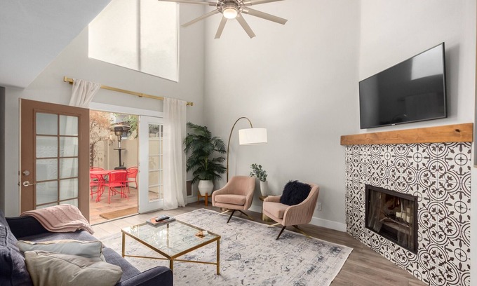 Arts District Condo | Hidden Gem in the ❤️of Old Town Scottsdale 🏜