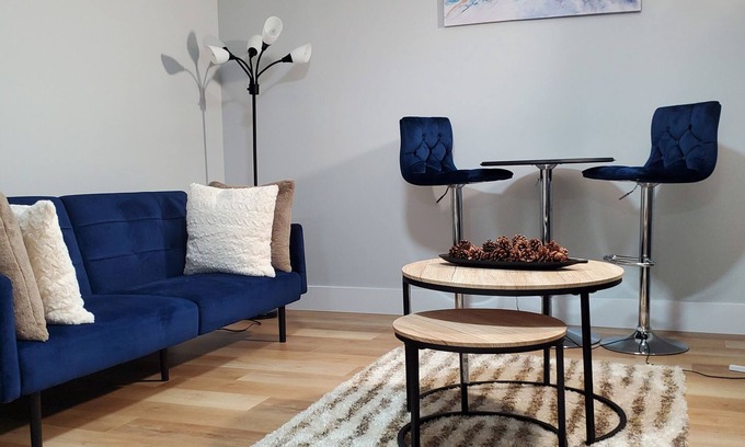 Moncton House | Hidden Gem | Private Suite | Quiet & Comfortable