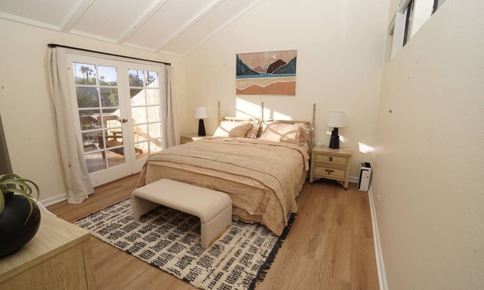 Palm Springs House | Hidden Gem - Spacious and Gorgeous Getaway by the Pool