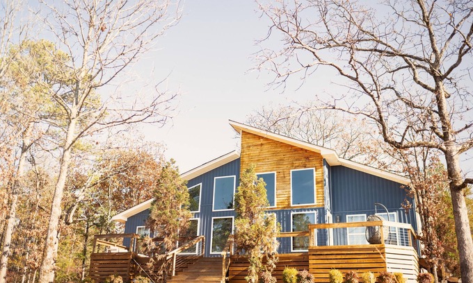Conway House | Hidden Gem w/a scenic view of AR