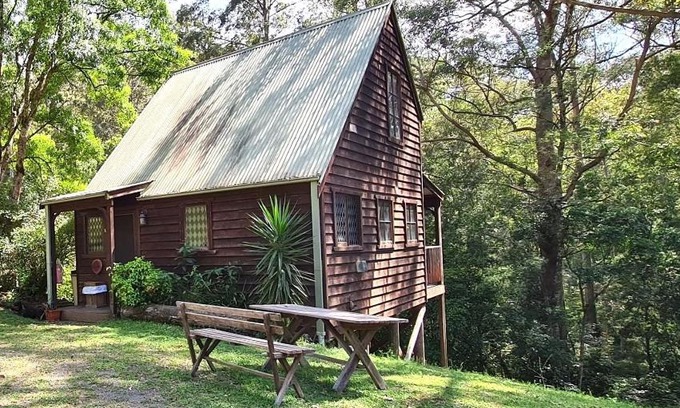 Cobark House | Hidden Haven Barrington Tops