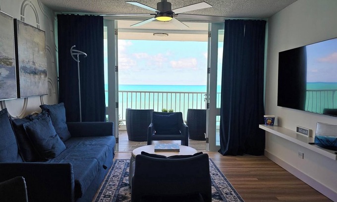 La Pared Condo | Hidden Oasis 2-bedroom condo with OCEAN VIEWS and BEACH access