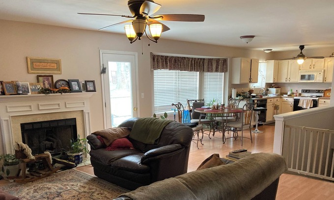 Wentzville House | Hidden Paradise. Close to everything