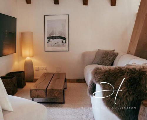 Frutigen Apartment | Hidden Retreats The GlacierDoor