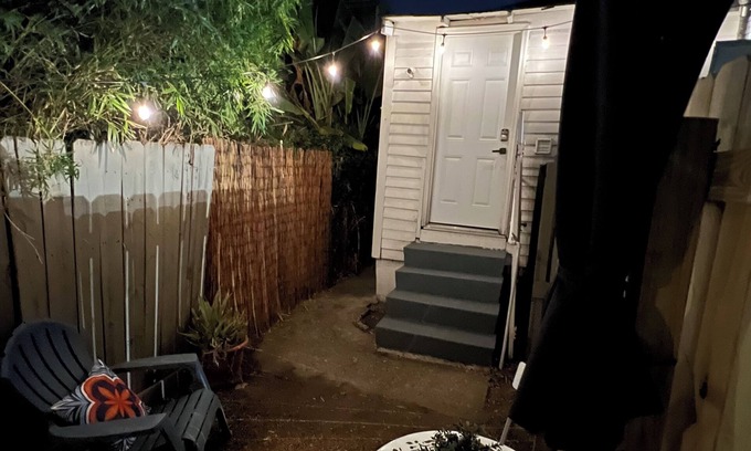 Broadmoor House | Hidden Sanctuary Uptown! 5 mins to Tulane and Loyola.