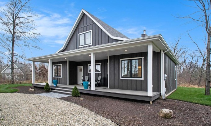 Sawyer House | Hidden Serenity