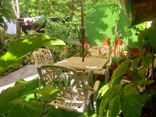 Mambajao House | Hidden Tourist Inn
