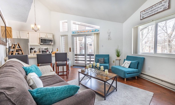 Hidden Valley Condo | Hidden Valley -1BR/Loft/Tennis/Pickleball/Golf/Hike/Ski