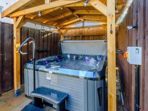 Guisborough House | Hidden Winds Cottage