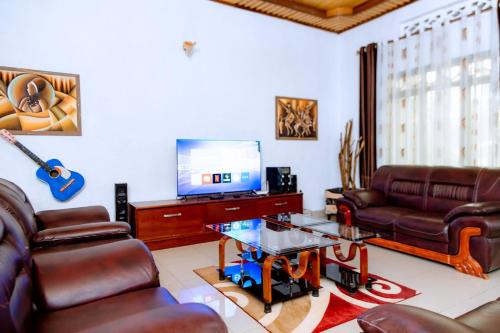 Ruhengeri Apartment | HIde Flowers Residence
