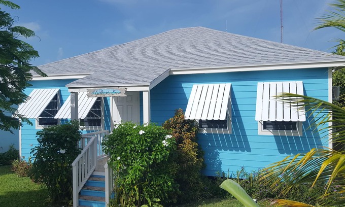 Spanish Wells House | Hide 'N' Sea Spanish Wells Bahamas, Includes Golf Cart, Kayak & Paddle Boards