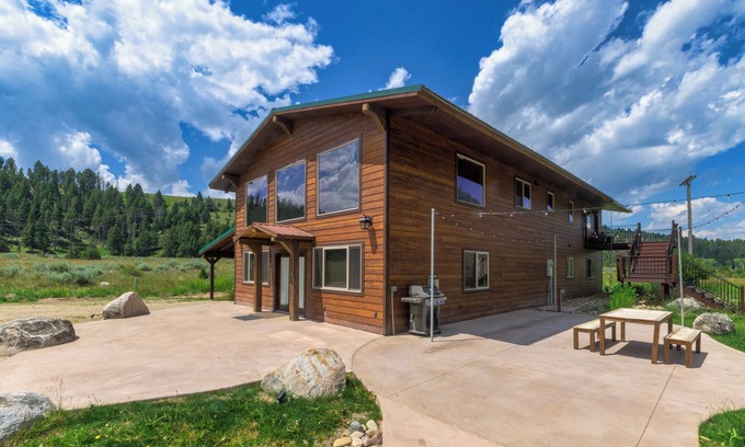 Philipsburg House | Hideaway at Rock Creek