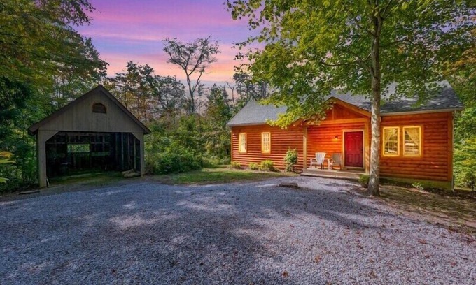 Logan Cabin | Hideaway Cabin | Hocking Hills