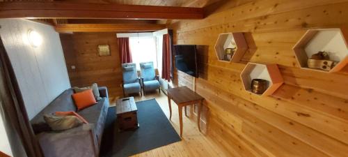 Ivalo Ski Chalet | Hideaway Cottage