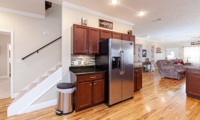 Sevierville House | Hideaway Cove