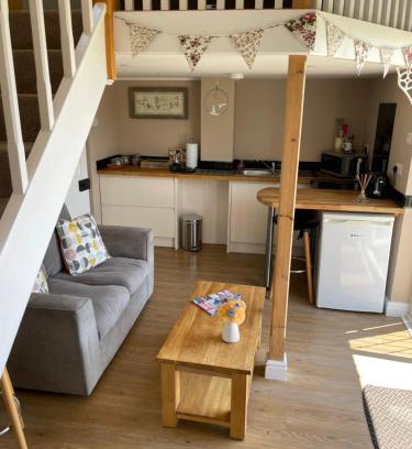 Bradford-on-Avon Apartment | Hideaway