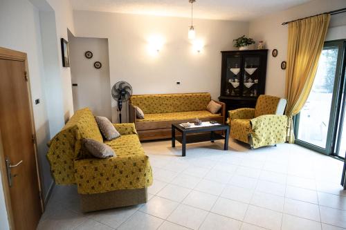 Asgourou Apartment | 'Hier is HET' Apartment
