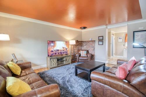 Leadville House | High Alpine 4bd Hideaway in Leadville