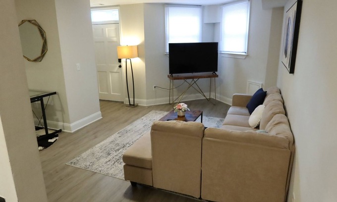 Columbia Heights Apartment | High ceiling DC oasis with Driveway parking