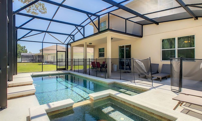 Crystal Cove House | High cost performance! 8BR/5BA pool home,Near Disney,SeaWorld,Convention Center