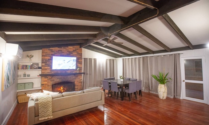 Sawmill Settlement House | High Country Hideaway- Base of Mt Bulla/stirling