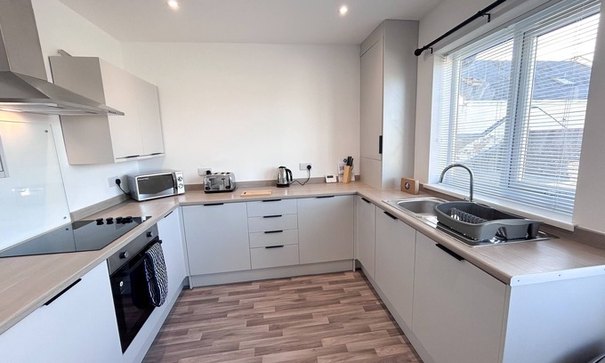 Ashington House | High Market Place by Blue Skies Stays