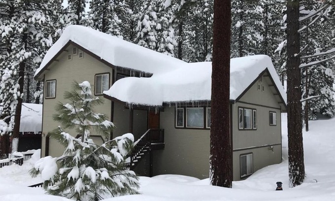 Montgomery Estates House | High Meadow Storybook