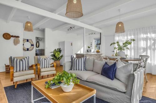 Eden House | High Noon