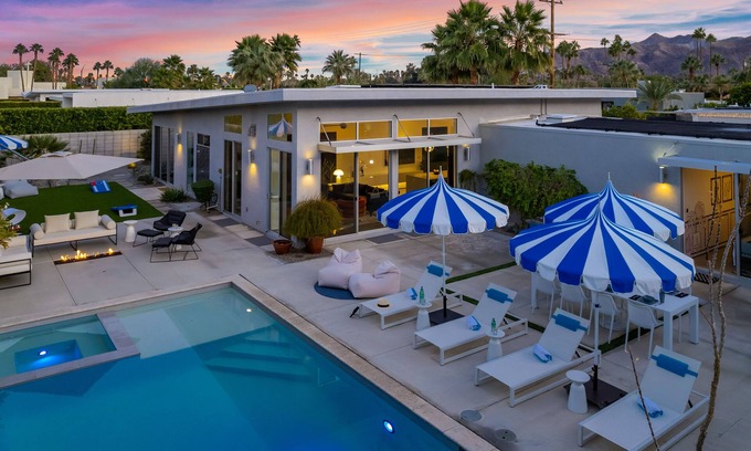Warm Sands House | High On Design - Must See Mid-Century Modern!