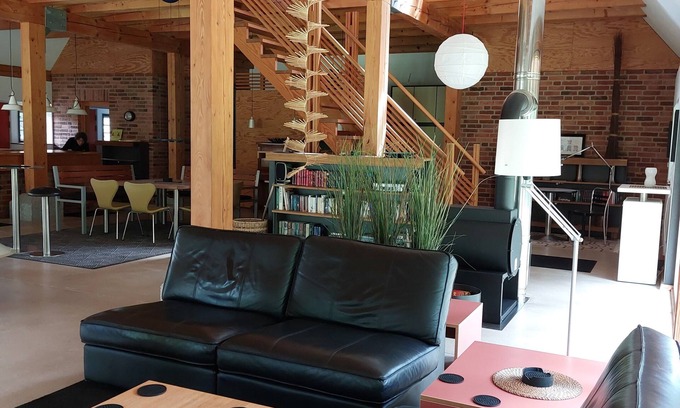 Reinsbek House | High-quality equipped vacation home with 520m2 living space for up to 12 people.