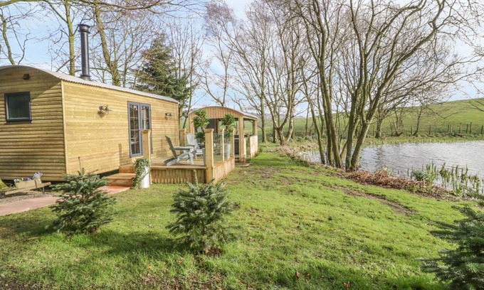 Wing Cottage | HIGH RIGG SHEPHERD'S DELIGHT, pet friendly in Brampton, Cumbria