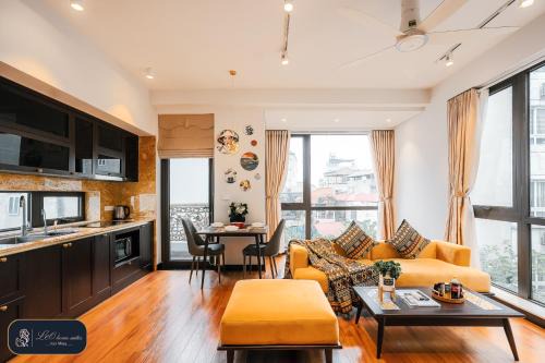 Van Mieu Apartment | High-ser Apartment -2BR - NiceView - Parking - Spacious - In center